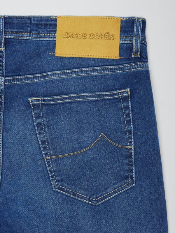 UQX0601S3623096D jacob cohen bard slim fit jeans 19390673 42630534 2048 scaled