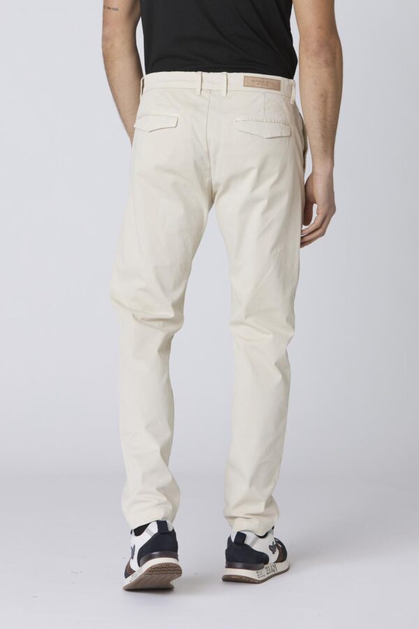 241PA1597CT3293_57547 aeronauticamilitare 241pa1597ct3293 57547 cavalry twill chino pants 4 1