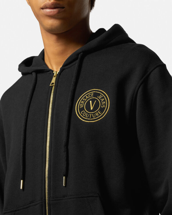 E76GAIT02-ECF01T_EG89 90 E76GAIT02 ECF01T EG89 16 VEmblemZipHoodie Sweatshirts Versace online store 0 2