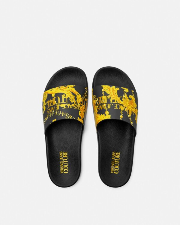 E77YA3SQ4-EZS834_EG89 90 E77YA3SQ4 EZS834 EG89 24 ChainCoutureSlides Shoes Versace online store 0 2