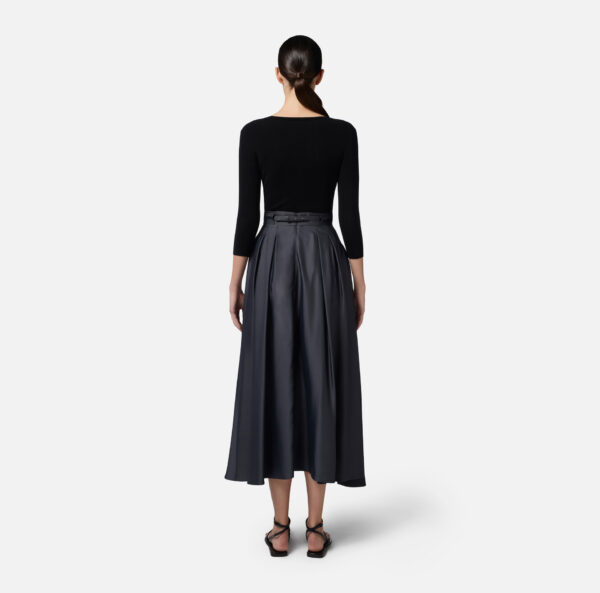 Elisabetta Franchi Pullover im Mikroripp-Design mit Tasche – Bild 4