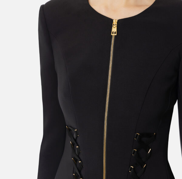 Elisabetta Franchi Jacke aus Crêpe mit Kreuzschnürmotiv – Bild 2