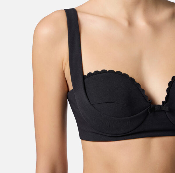 Elisabetta Franchi Top aus doppellagigem Stretch-Crêpe mit Feston-Stickerei – Bild 3