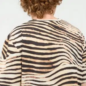 Just Cavalli T-Shirt mit Dschungel- und Monogramm-Print 11 UFT042-UF062-E0534 UFT042UF062E0534 ECOM DETAIL2