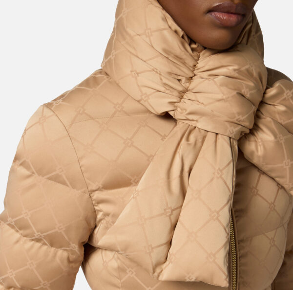 Elisabetta Franchi Steppjacke aus Jacquard-Segeltuch mit Gürtel – Bild 3