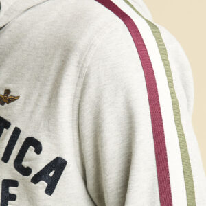 252FE2070UF00668 aeronauticamilitare 252fe2070uf00668 17171 comfort fit hoodie with logo 5 2