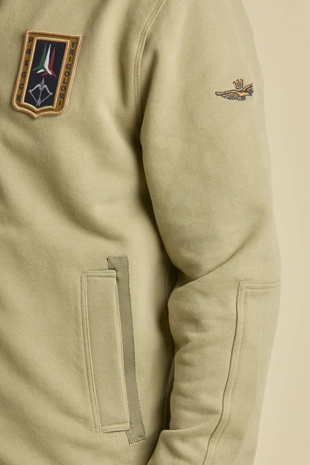 Sweatshirt mit Frecce Tricolori-Aufnähern – Bild 3